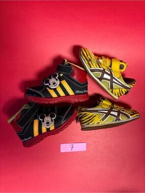 Lot of 2 Baby Shoes
Mickey Mouse Adidas
Tiger ASICS